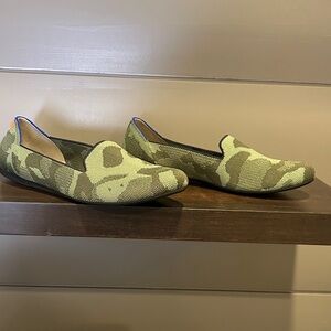 Rothy's 8.5 Green Camouflage Loafers‎ for Women